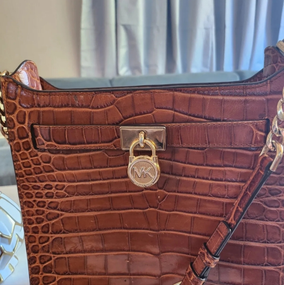 Michael Kors Hamilton Crossbody Croc Embossed  Large